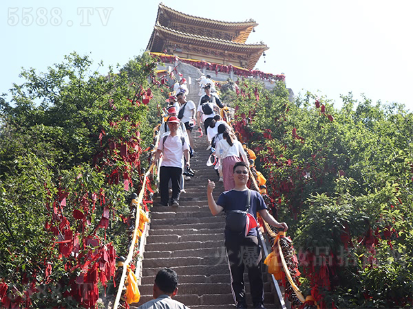 端午旅行記:一覽老君山 端午旅行記:一覽老君山